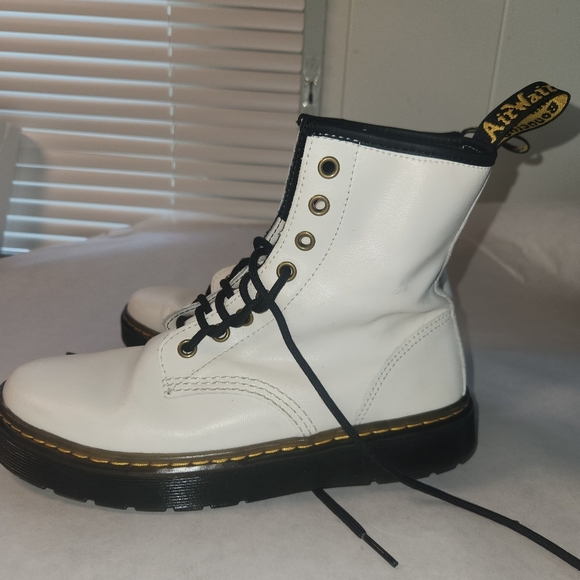Doc Martens White Leather Zavala 1460 Boots - Picture 2 of 16